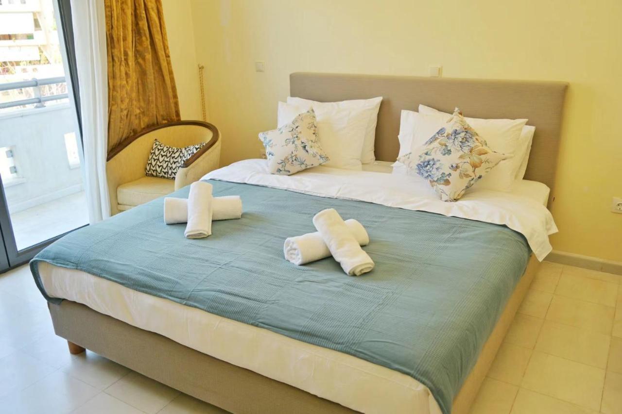 New Times Home & Hotels Near Metro Station Athens Center Bagian luar foto