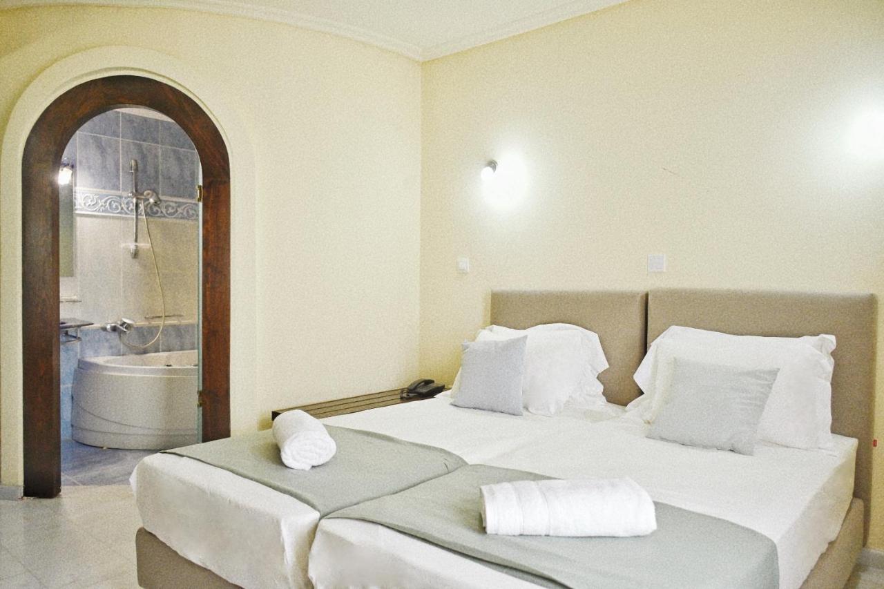 New Times Home & Hotels Near Metro Station Athens Center Bagian luar foto